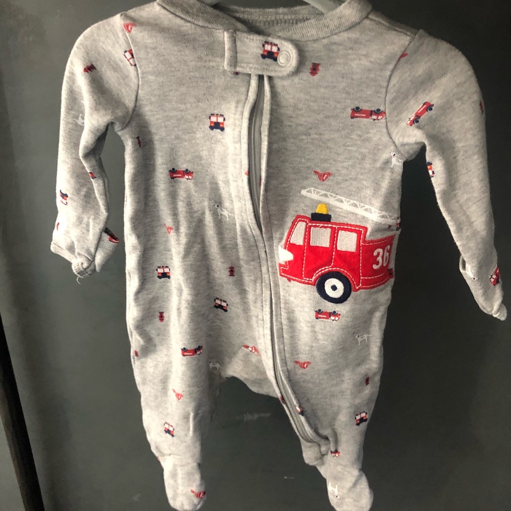 Carter’s firefigther jumpsuit newborn